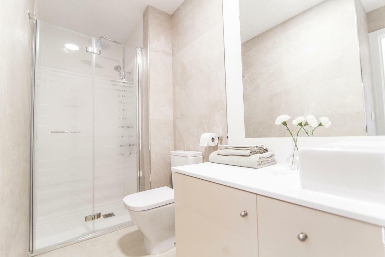 Elegant Retreat Business District Bernabeu Madri